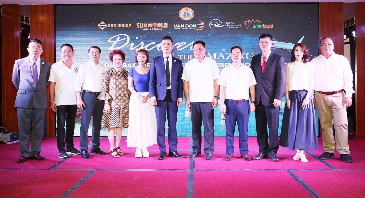 Hơn[-]100[-]DN[-]nước[-]ngoài[-]dự[-]tọa[-]đàm[-]xúc[-]tiến[-]du[-]lịch[-]Hạ[-]Long[-]qua[-]đường[-]hàng[-]không